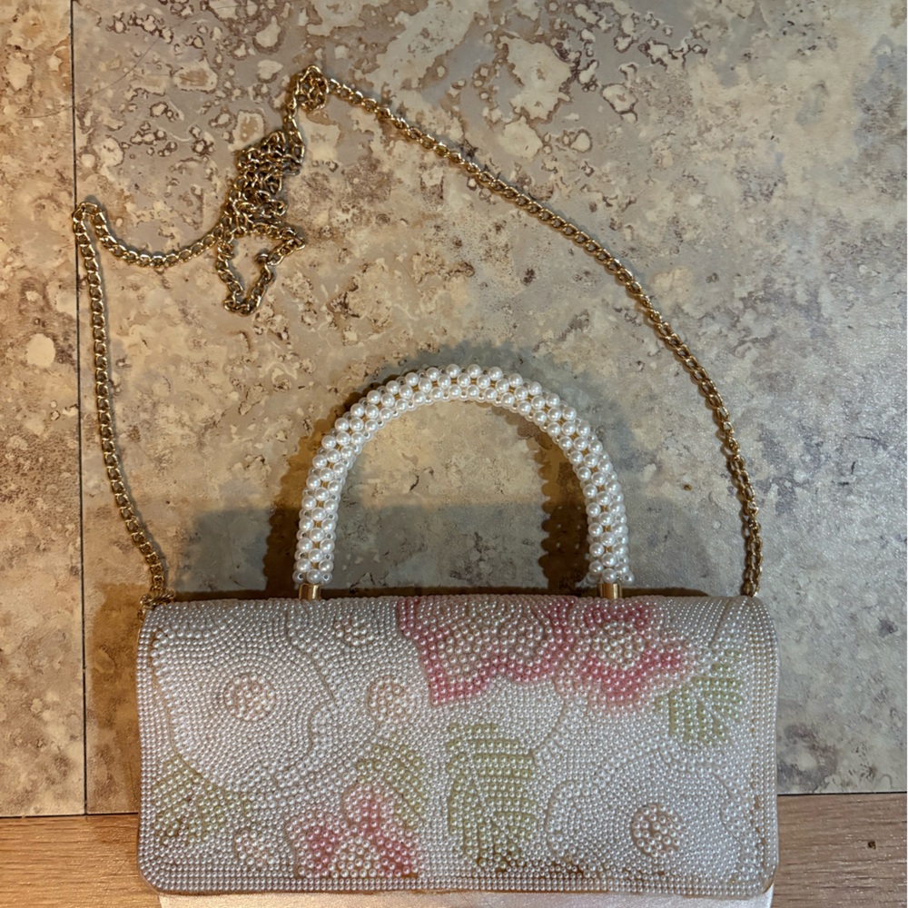 Sincerely Jules Pearl-Embellished Floral Clutch